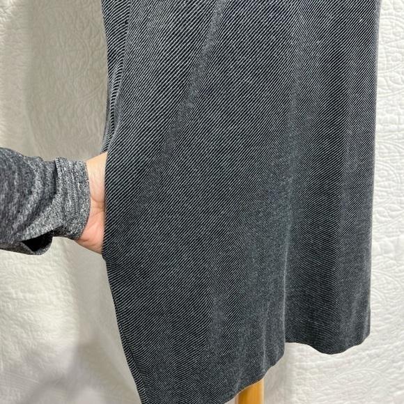 Hugo Boss Womens Short Sleeved Mini Striped Pocket Dress, Size Medium - Picture 7 of 15